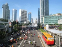 Jakarta (Indonésie) +7